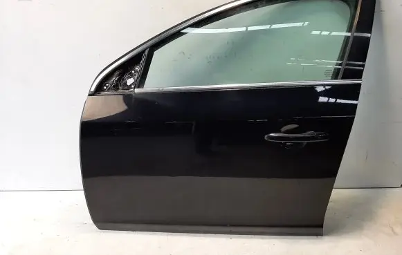 Volvo V60 Front door 30762642