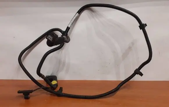 Mercedes-Benz Sprinter W907 W910 Fuel line/pipe/hose A9074700100
