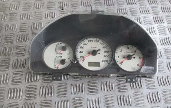 Mazda Premacy Speedometer (instrument cluster)