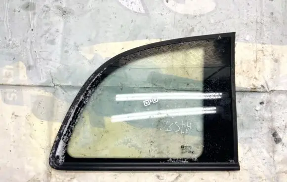 Opel Zafira A Rear side window 43r008577 43r-008577