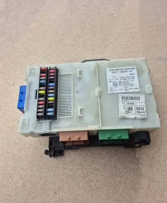 Ford Mondeo MK IV Fuse module 7G9T14A073DC LTQF01125TP 3659AF01125TP