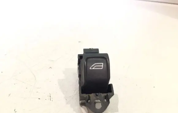 Volvo S80 Electric window control switch 30773272 03453310