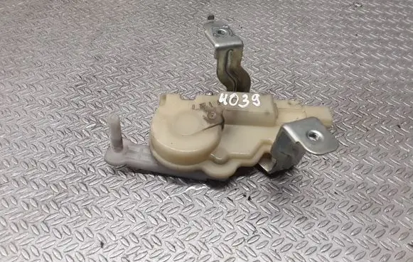 Toyota Yaris Central locking motor 