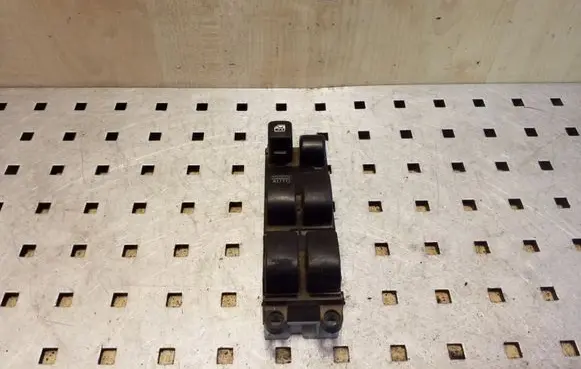 Subaru Forester SF Electric window control switch