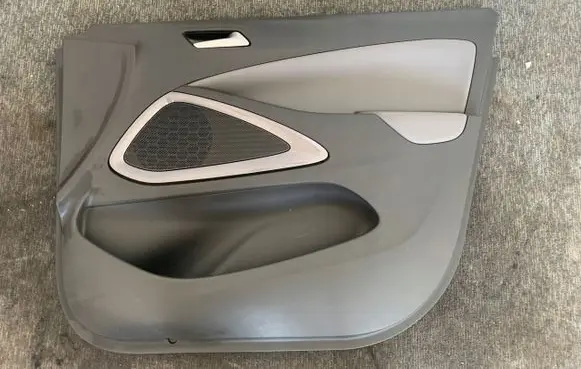 Opel Crossland X Front door card panel trim