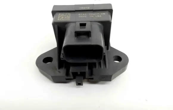 Ford Kuga II Glow plug pre-heat relay BT4A7H417CB