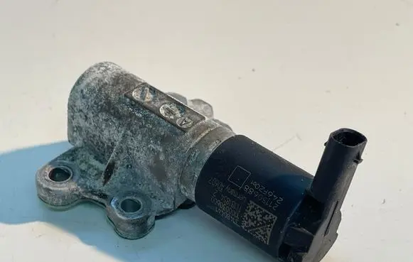Volvo XC90 Camshaft vanos timing valve 31480441