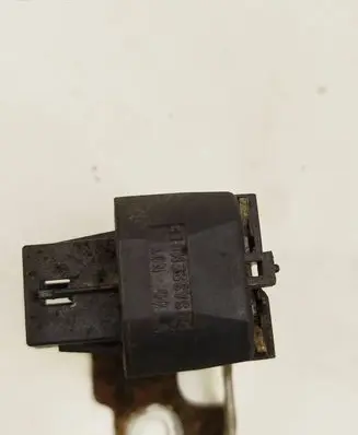 Subaru Outback ABS relay DT8W3SSVS