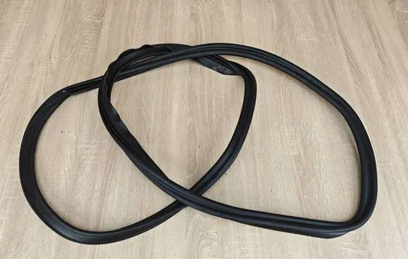 Audi A6 C7 Trunk rubber seal (body) 4G5827705D