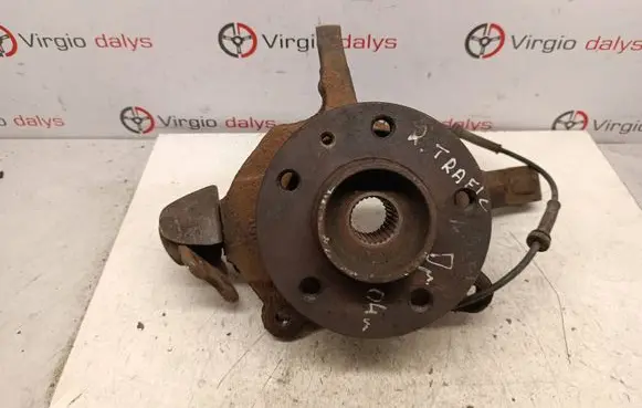 Renault Trafic II (X83) Front wheel hub