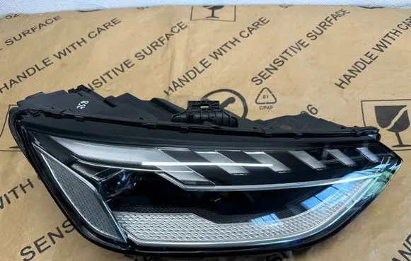 Audi A4 S4 B9 8W Headlight/headlamp 8W0941036E 0301117236AB