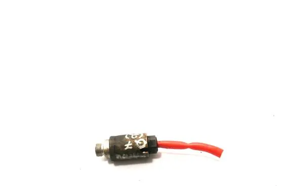 Audi Q7 4L Air suspension valve block 
