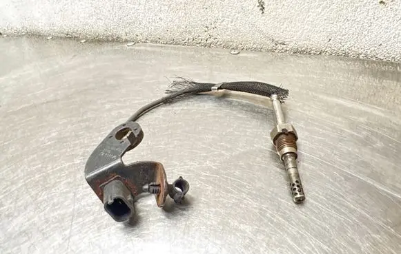 Opel Zafira B Exhaust gas temperature sensor 55355415 6005 KA6506C