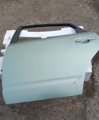 Toyota Prius (XW20) Rear door 