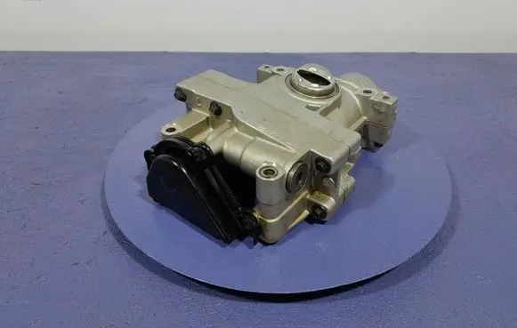 Jeep Grand Cherokee Oil pump 6170453