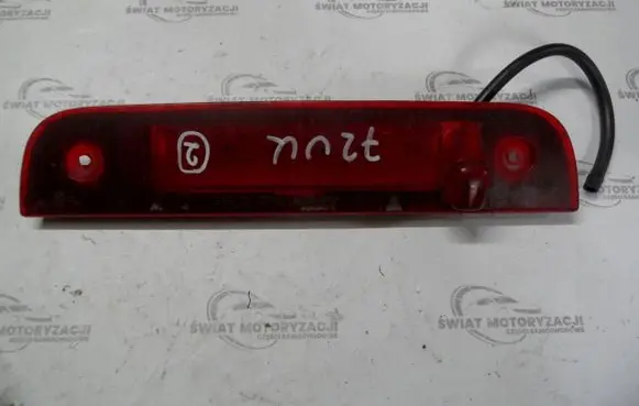 Dodge Nitro Third/center stoplight 43791A