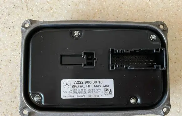 Headlight ballast module Xenon