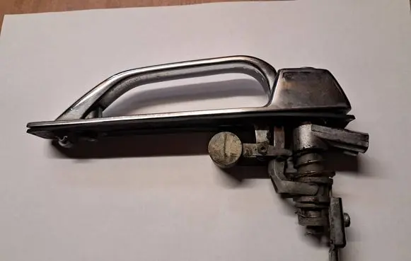 Mercedes-Benz SL R107 Front door interior handle 1078931103