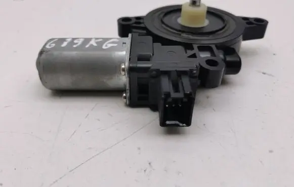 Mazda CX-5 Rear door window regulator motor D6515958X