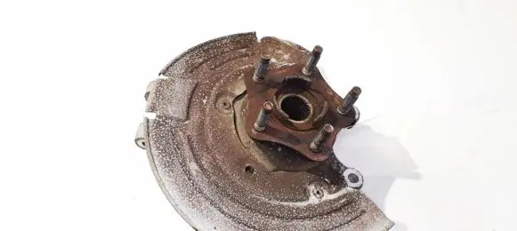 Rear wheel hub