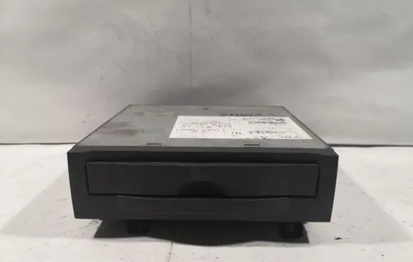 Volvo V50 CD/DVD changer V04360 70169258