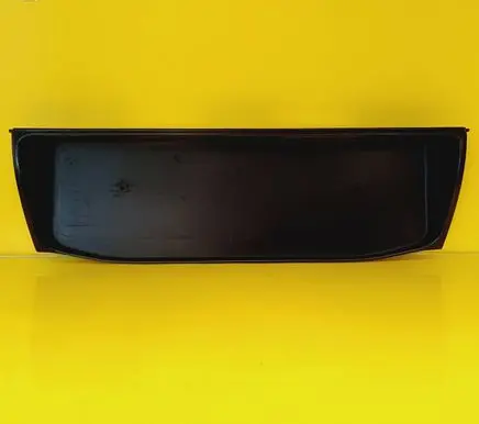 Trunk door license plate light bar