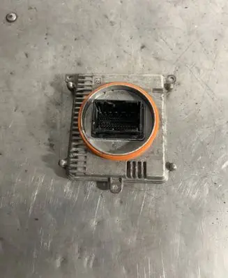 Volkswagen PASSAT B8 LED ballast control module 992941572CA 992941572C 2035510549