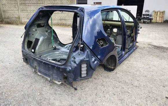 Volkswagen Golf VII Rear quarter panel