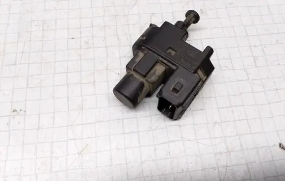 Ford Focus Brake pedal sensor switch 93BB13480BC