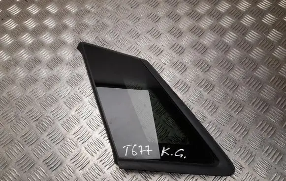 Opel Grandland X Rear side window YP00066580