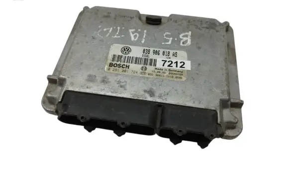 Volkswagen PASSAT B5 Engine control unit/module 038906018AS 0281001724