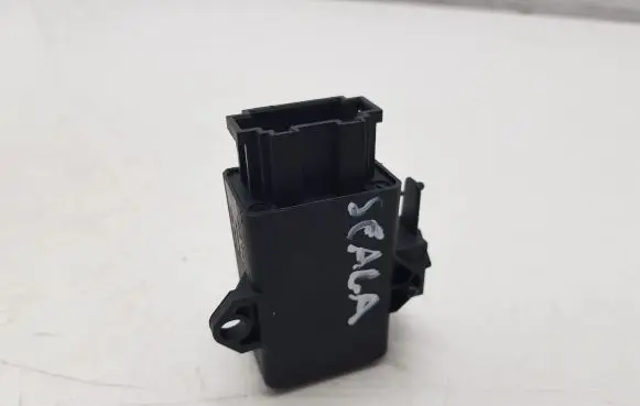 Skoda Scala Seat heating relay 2Q0959772