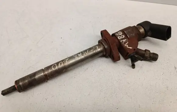 Ford Focus C-MAX Fuel injector 9647247280