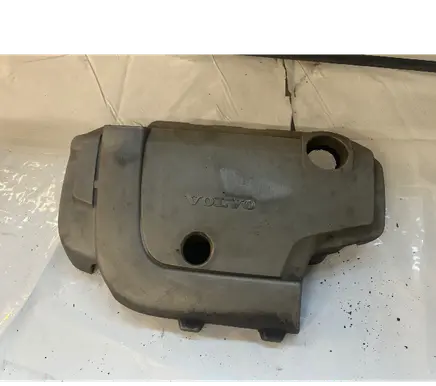 Engine cover (trim)