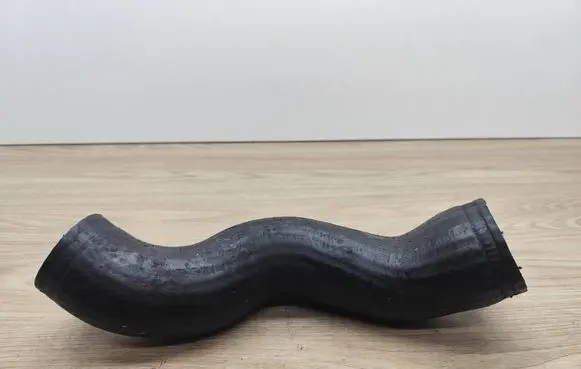 Volvo XC90 Intercooler hose/pipe 30680217