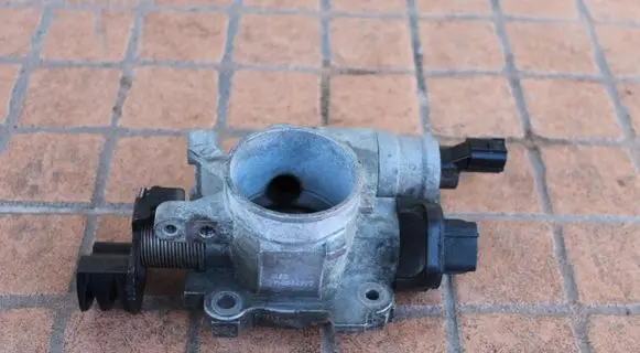 Chrysler Sebring (ST-22 - JR) Throttle body valve 04627601AC