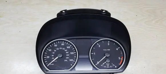 BMW 1 E81 E87 Speedometer (instrument cluster) 102498262 912259201 150175164