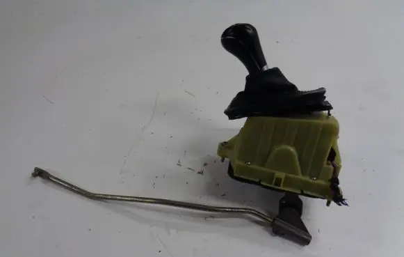 Mercedes-Benz E W212 Gear shifter/selector A2042678124