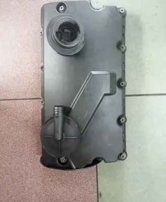 Skoda Octavia Mk2 (1Z) Rocker cam cover 038103469