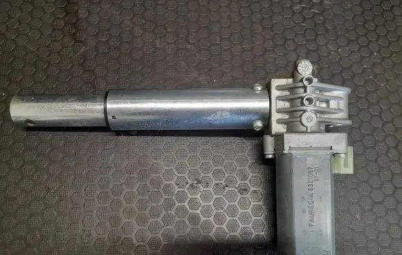Seat adjustment motor
