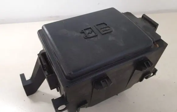 Fuse box set