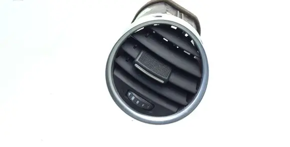 Audi A4 S4 B6 8E 8H Dashboard side air vent grill/cover trim 8H0820902D