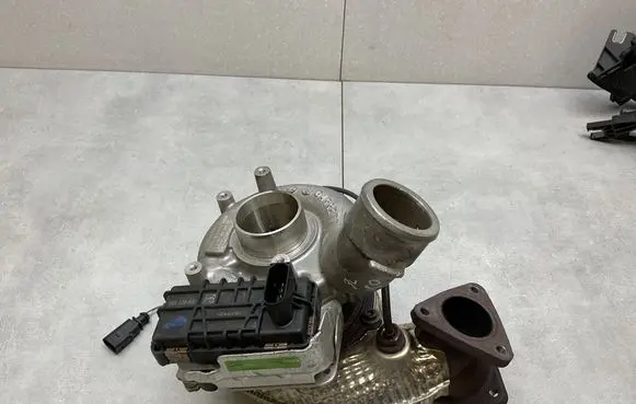 Audi A7 S7 4G Turbo 059145874C