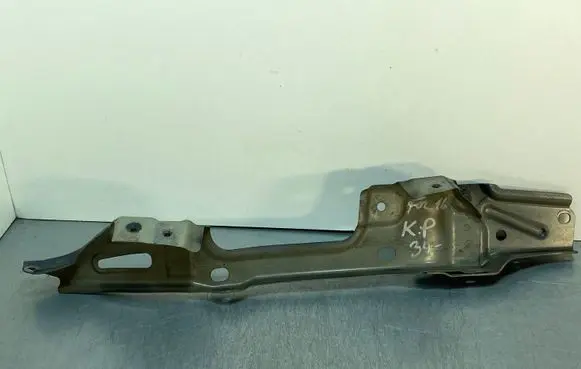 Subaru Forester SJ Fender mounting bracket