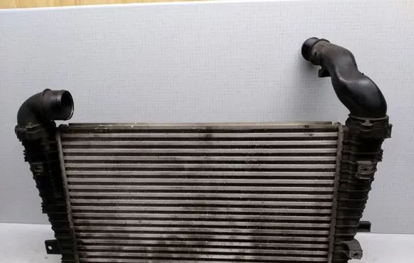 Opel Zafira B Intercooler radiator 13223399 13223395 13223398