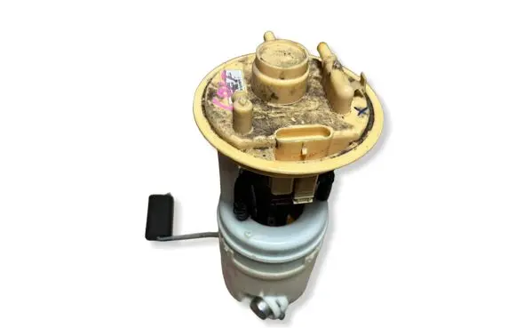 Mitsubishi Colt In-tank fuel pump A4544700094 MN135000 25203110