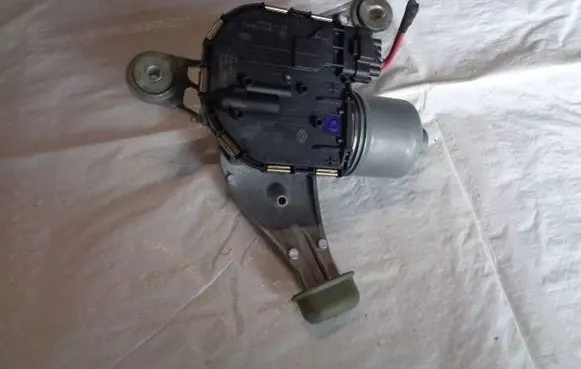 Renault Espace - Grand espace V Wiper motor 288151061R