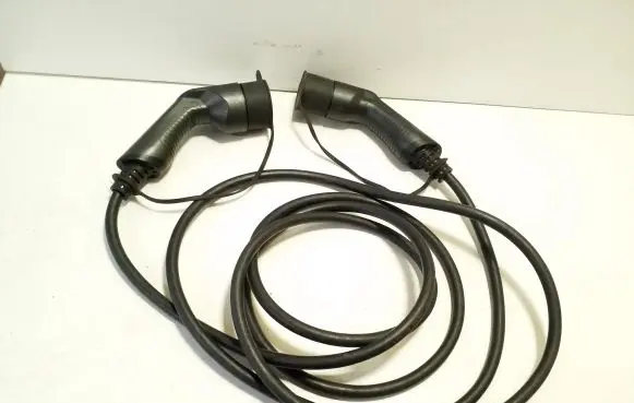 Volvo XC40 Electric car charging cable EV07EEH