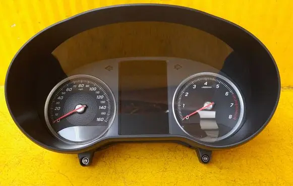 Mercedes-Benz GLC X253 C253 Speedometer (instrument cluster) A2539004704