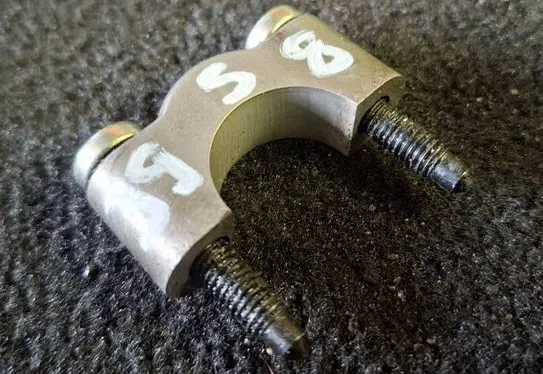 BMW 5 E39 Camshaft holder 